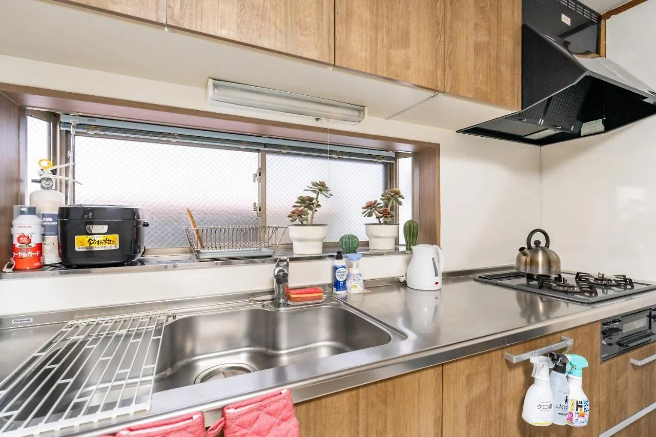 New!Twelve People/ Shin Ookubo 6Min/ Pocket Wifi Apartment Tokyo Japan